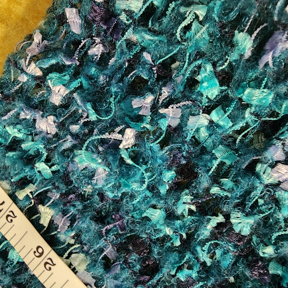 Elegant Blue Knit Infinity Scarf - Picture 6 of 9